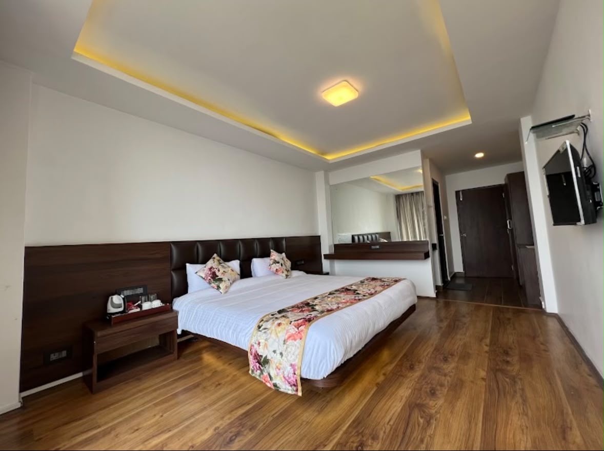 Junior Suite Room